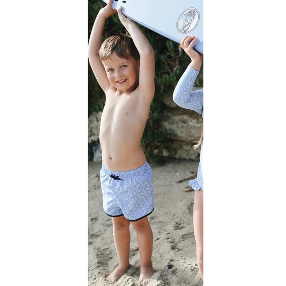 Minnow x J. Crew Crewcuts Blue Floral Boardie Swim Trunks Size 2T